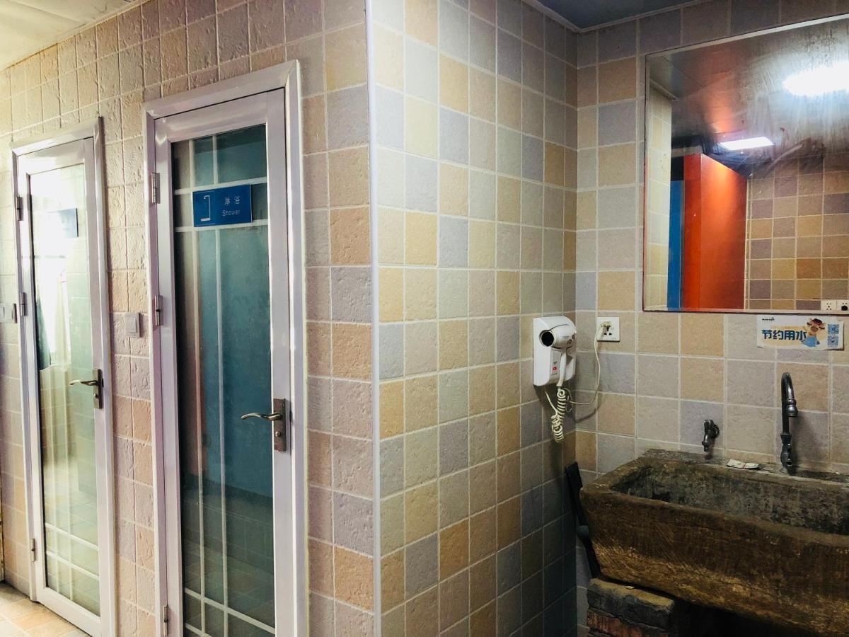 Luoyang Heartland International Youth Hostel Экстерьер фото